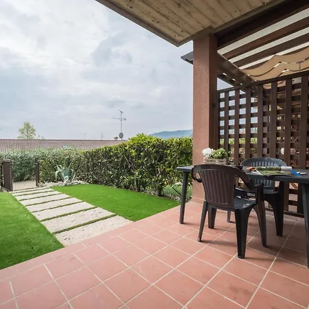 Gardappartamenti Balze Pool And Tennis Apartament Padenghe sul Garda