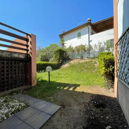 Gardappartamenti Balze Pool And Tennis Apartament