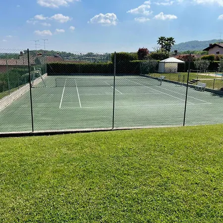 Gardappartamenti Balze Pool And Tennis Apartament Padenghe sul Garda